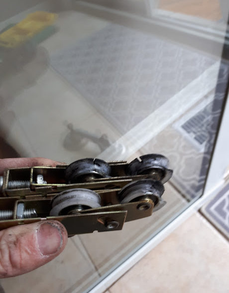 bad patio door rollers